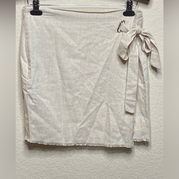 Fashion On Earth Mini Wrap Skirt Linen/Viscose Blend Size L - Picture 3 of 10